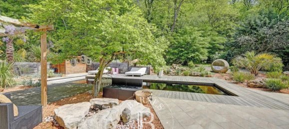 6 bedrooms House in Jouy-en-Josas, France No. 184414 25