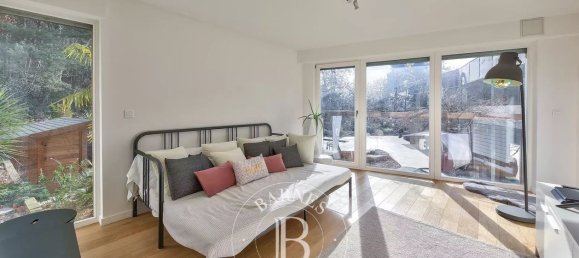 6 bedrooms House in Jouy-en-Josas, France No. 184414 19