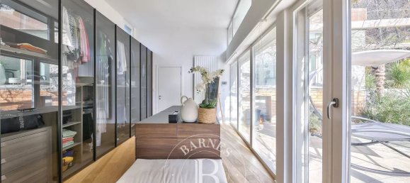 6 bedrooms House in Jouy-en-Josas, France No. 184414 15