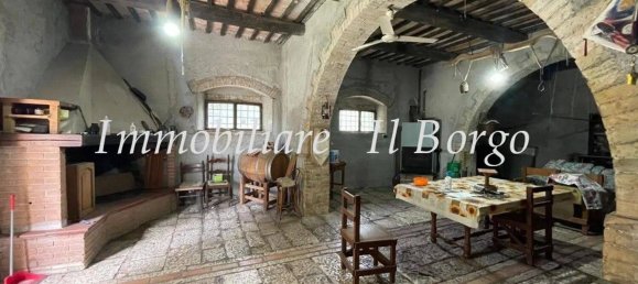 4 bedrooms House in Manciano, Italy No. 68699 27