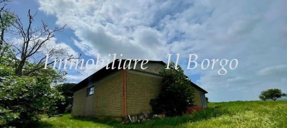 4 bedrooms House in Manciano, Italy No. 68699 15