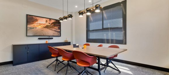 385m² Office in Malaga, Spain No. 180646 5