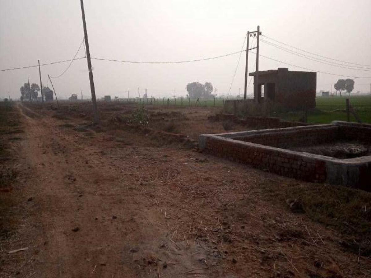  Land in Faridabad, India No. 35831