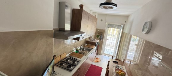 3 bedrooms Apartment in Rome, Italy No. 321599 17