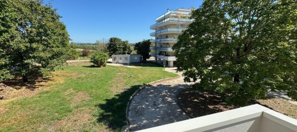 3 bedrooms Apartment in Rome, Italy No. 321599 3