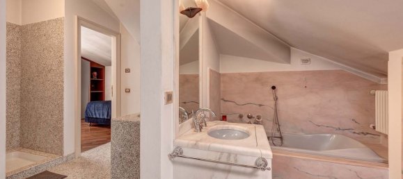 Вилла с 6 комнатами в Дольцаго, Италия № 129719 21