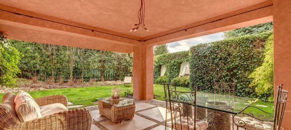 Вилла с 6 комнатами в Дольцаго, Италия № 129719 3