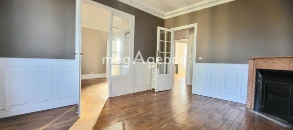 Квартира с 2 спальнями в Ле-Ренси, Франция № 358492 13