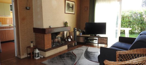 3 bedrooms House in Lesigny, France No. 172595 5