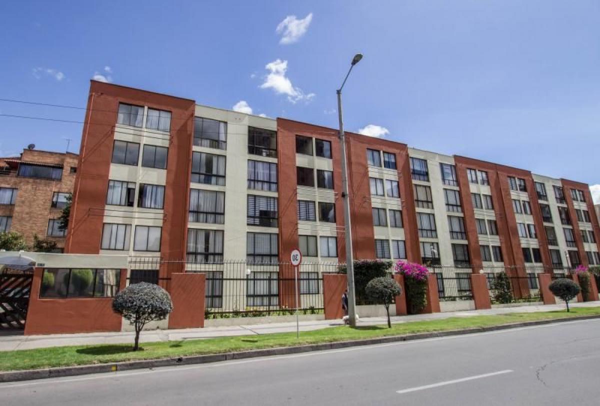 3 bedrooms House in Bogota, Colombia No. 14622