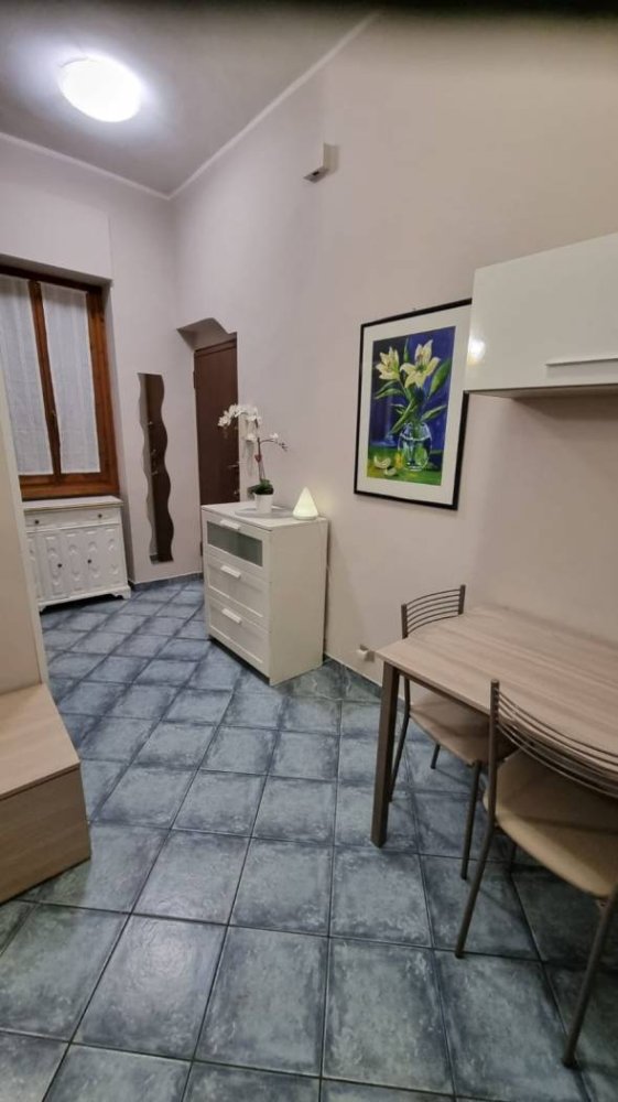 1 bedroom Apartment in Milan, Italy No. 393225