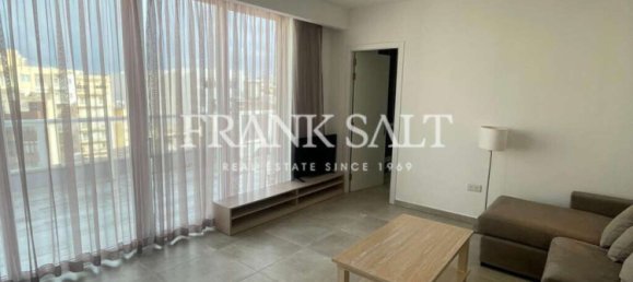 1 bedroom Penthouse in Sliema, Malta No. 3876 5