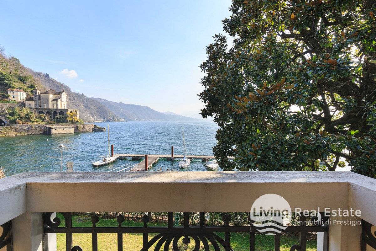 Вилла с 5 спальнями в Макканьо кон Пино и Веддаска, Италия № 264583