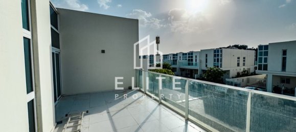 Vivenda T4 em Akoya, UAE N.º 113181 10