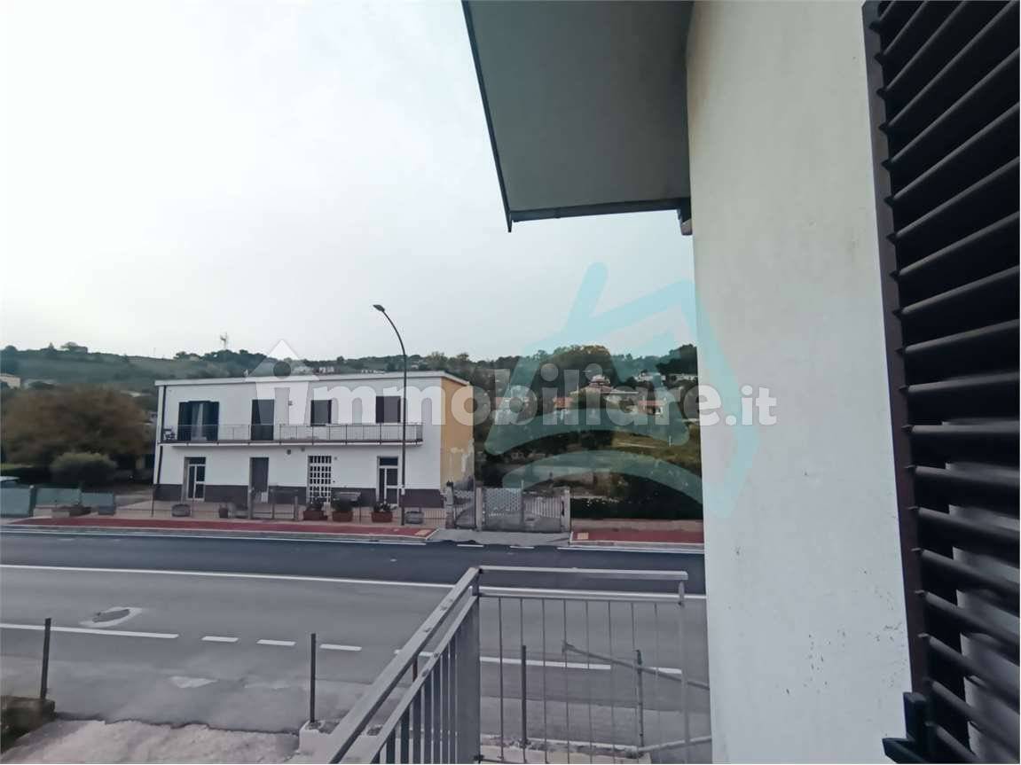 Apartamento de 2 divisões em Benevento, Italy N.º 300404