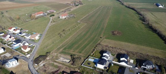  Land in Louvigny, France No. 214583 3