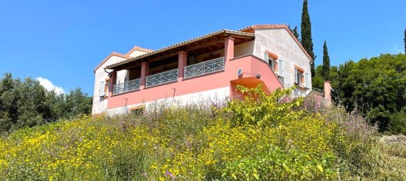 3 bedrooms Commercial property in Corfu, Greece No. 2254 2