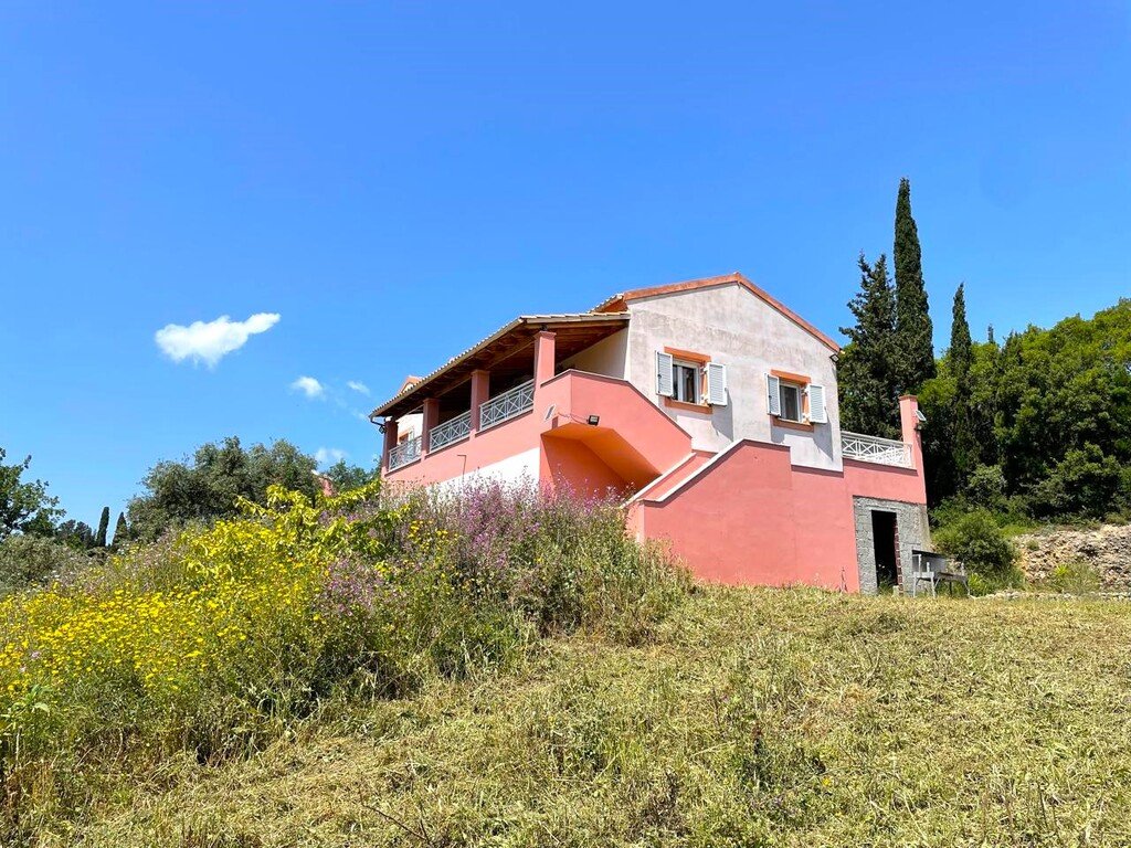 3 bedrooms Commercial property in Corfu, Greece No. 2254