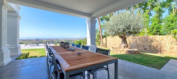 5 bedrooms Villa in Malaga, Spain No. 21112 7