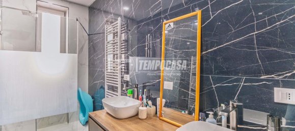 3 rooms Apartment in Bareggio, Italy No. 127087 3