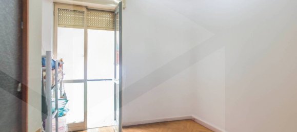 2غرفة شقة في Milan, Italy رقم 241872 6