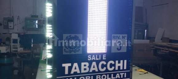 3 rooms Commercial property in Turin, Italy No. 96472 7