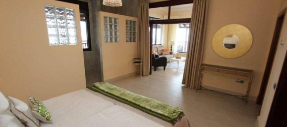 5 bedrooms Villa in Adeje, Spain No. 29741 4