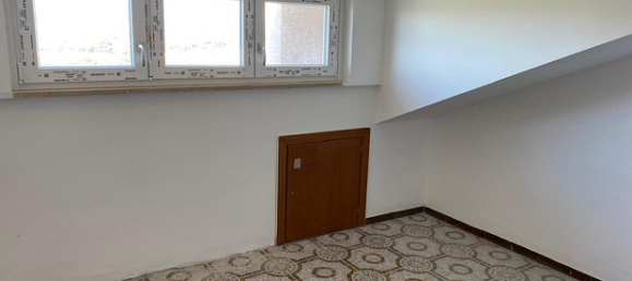 3-Zimmer Wohnung in Notaresco, Italy, Nr. 296201 4