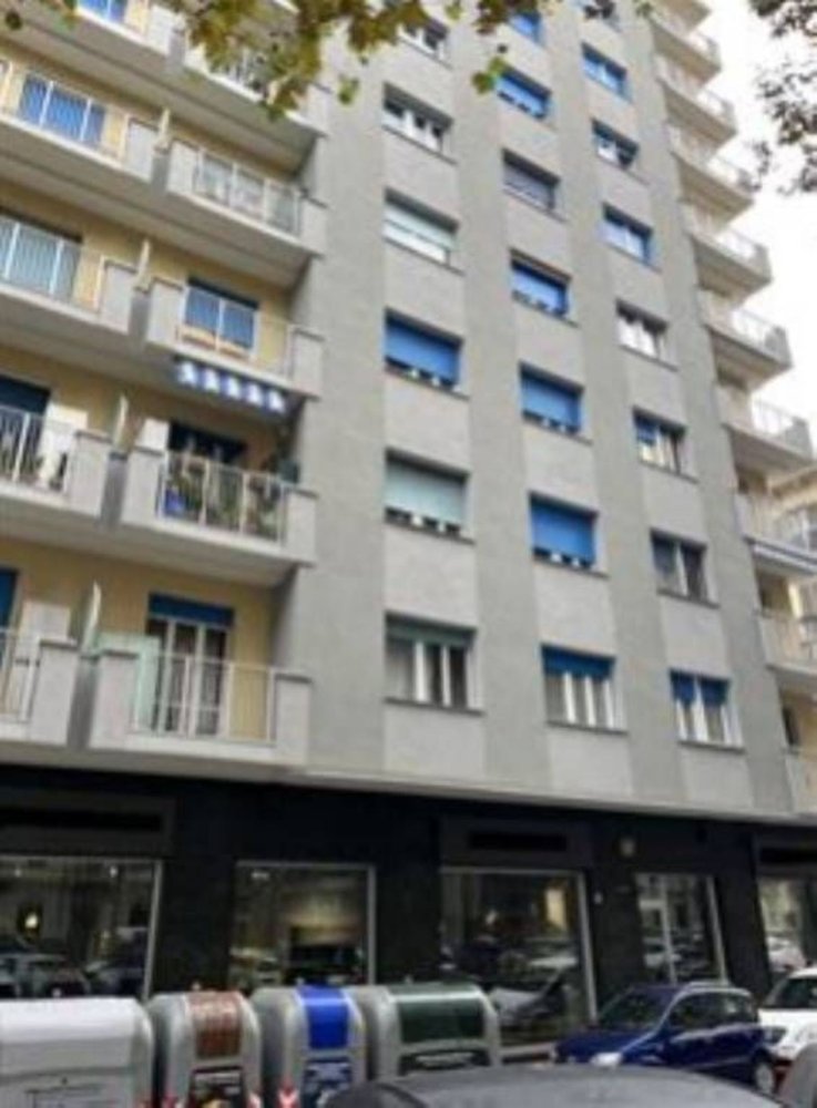 2 rooms Apartment in Turin, Italy No. 50541