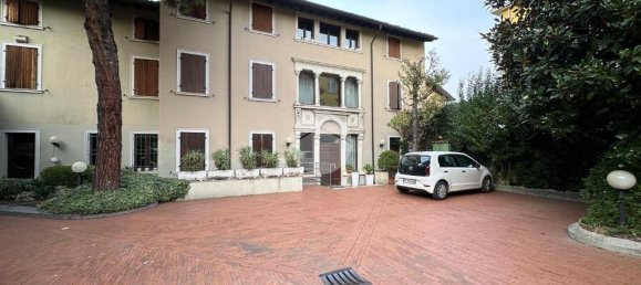 4غرفة شقة في Desenzano del Garda, Italy رقم 156894 4