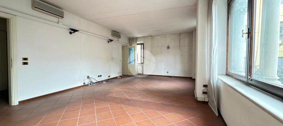 4غرفة شقة في Desenzano del Garda, Italy رقم 156894 12