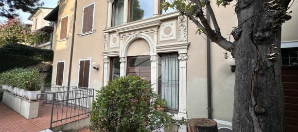 4غرفة شقة في Desenzano del Garda, Italy رقم 156894 3