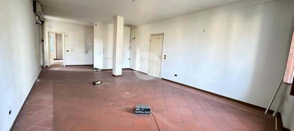 4غرفة شقة في Desenzano del Garda, Italy رقم 156894 18