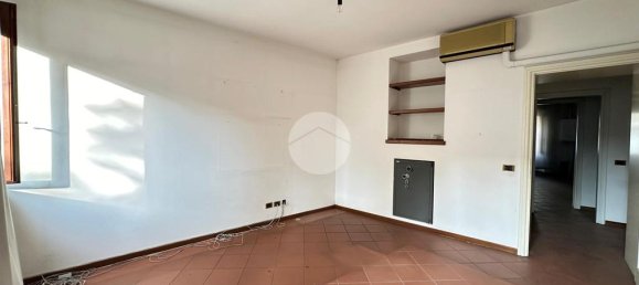 4غرفة شقة في Desenzano del Garda, Italy رقم 156894 16