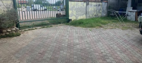 6 rooms House in Castellamonte, Italy No. 29399 5