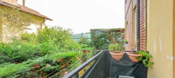 3-salle Appartement à Bologna, Italy No. 28951 26