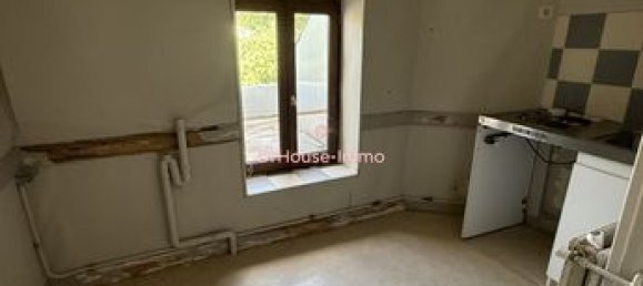 4 bedrooms Apartment in Chateauroux, France No. 305353 11