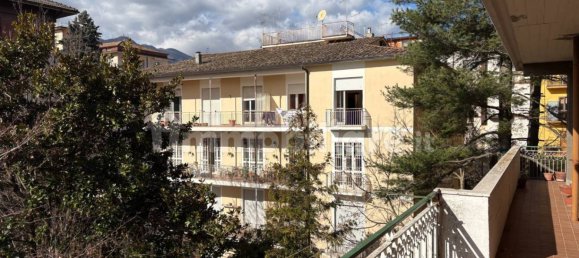 3 bedrooms Apartment in Avellino, Italy No. 205857 10