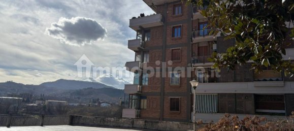 3 bedrooms Apartment in Avellino, Italy No. 205857 6