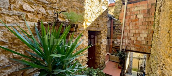 1 bedroom Apartment in Pieve di Teco, Italy No. 169141 18
