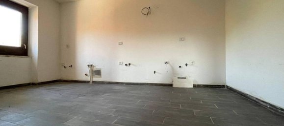 6 rooms House in Casalvieri, Italy No. 107321 10