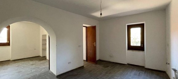 6 rooms House in Casalvieri, Italy No. 107321 4