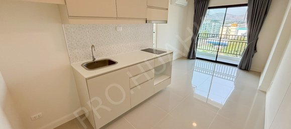 2 dormitorios apartamento en venta en Hua Hin, Prachuap Khiri Khan, Western Thailand, Thailand № 165794 3