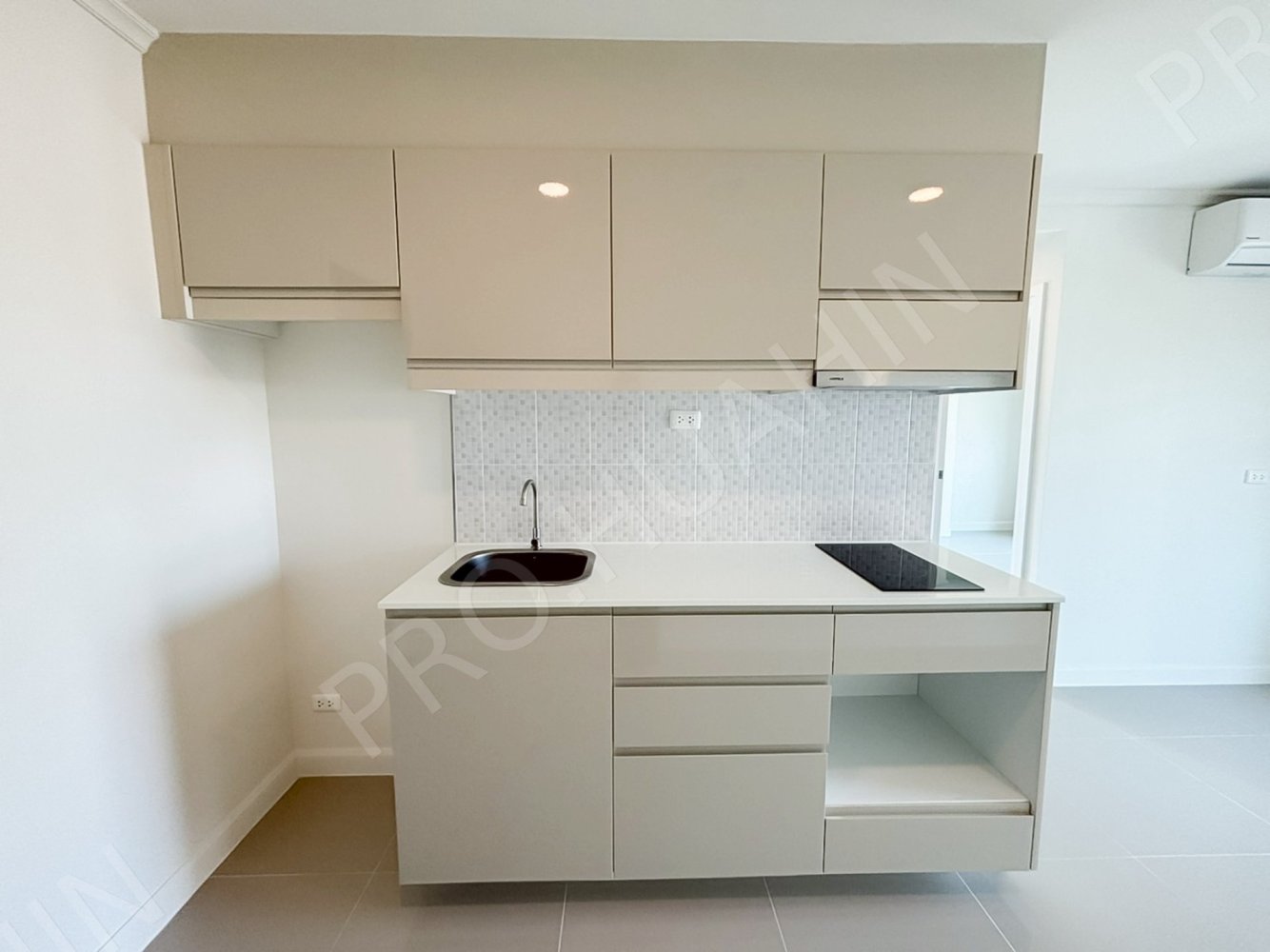 2 dormitorios apartamento en venta en Hua Hin, Prachuap Khiri Khan, Western Thailand, Thailand № 165794