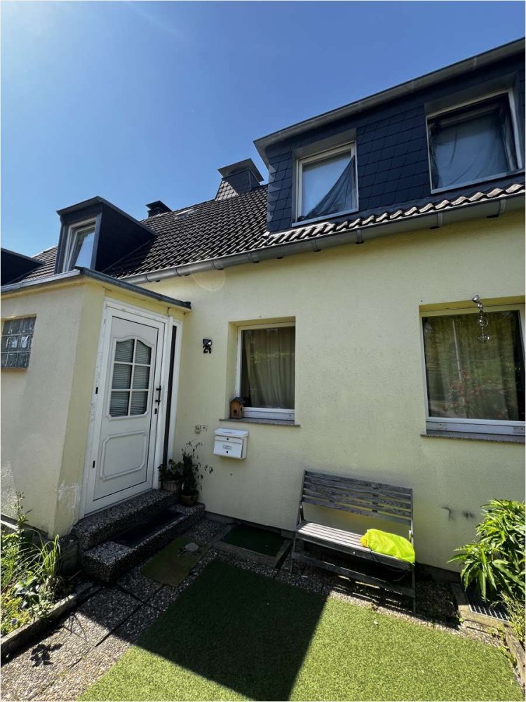 Apartamento de 4 dormitorios en Aachen, Germany No. 65467