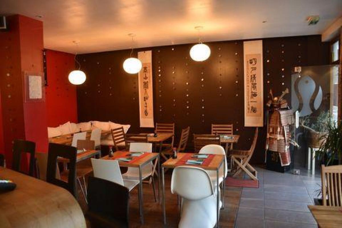 Oficina en Annecy, France 64 m² No. 19419