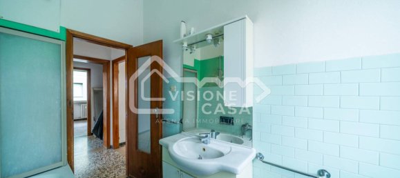 2 chambres Appartement à Reggio Emilia, Italy No. 301398 17