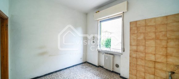2 chambres Appartement à Reggio Emilia, Italy No. 301398 8