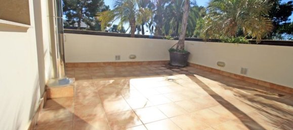 Casa T5 em L'Eliana, Spain N.º 24152 24