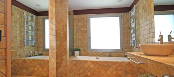 Casa T5 em L'Eliana, Spain N.º 24152 23